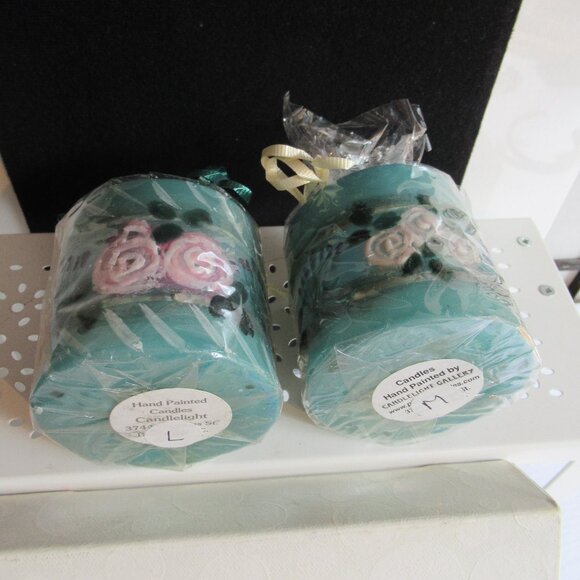 Stylized flowers, 3" Pillar Candle, Hand Painted, Nature, Codes L, M - Picture 2 of 4